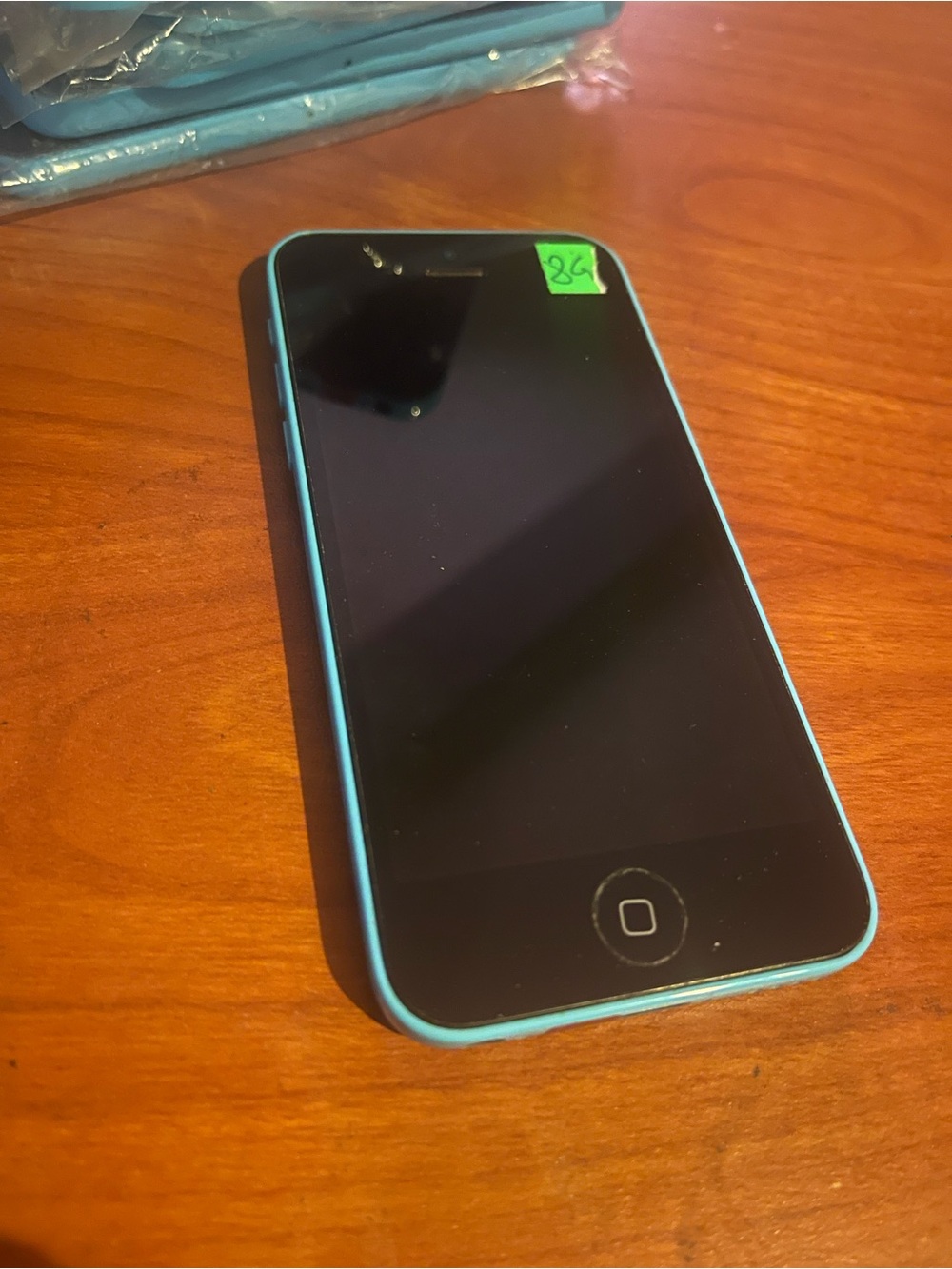Apple iPhone (Blue) - 5c (8G) Unlocked Reliable Refurbished Smartphone - Picture 2 of 5